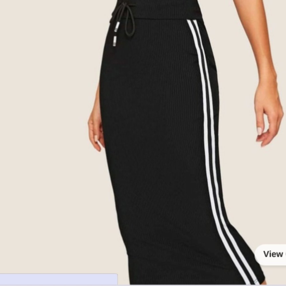 Womens side stripe rib knit skirt